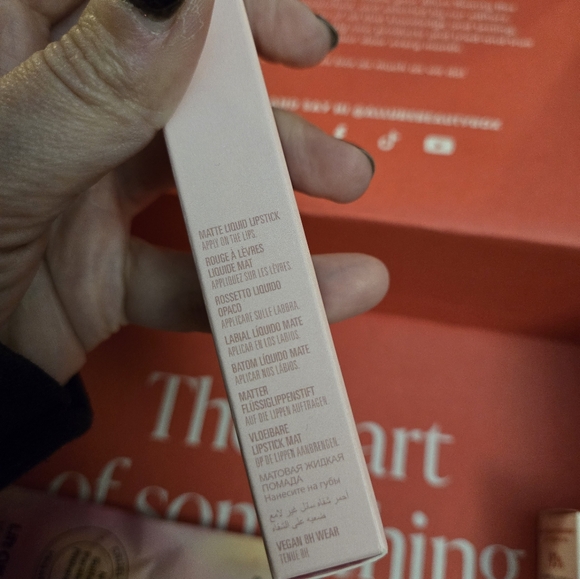 Kylie Matte Lipstick - Another Day, Another Nude - Picture 8 of 10